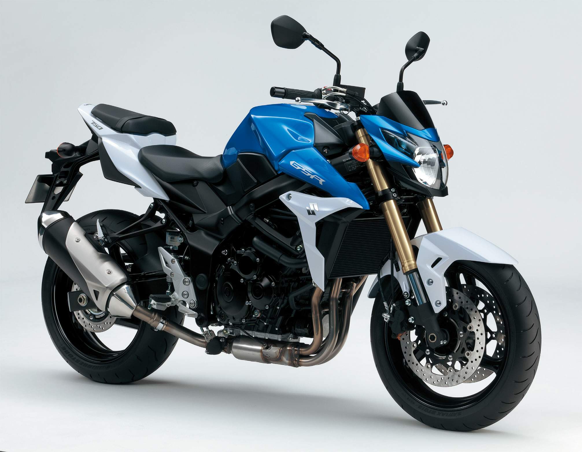 Плуг suzuki gsr 750